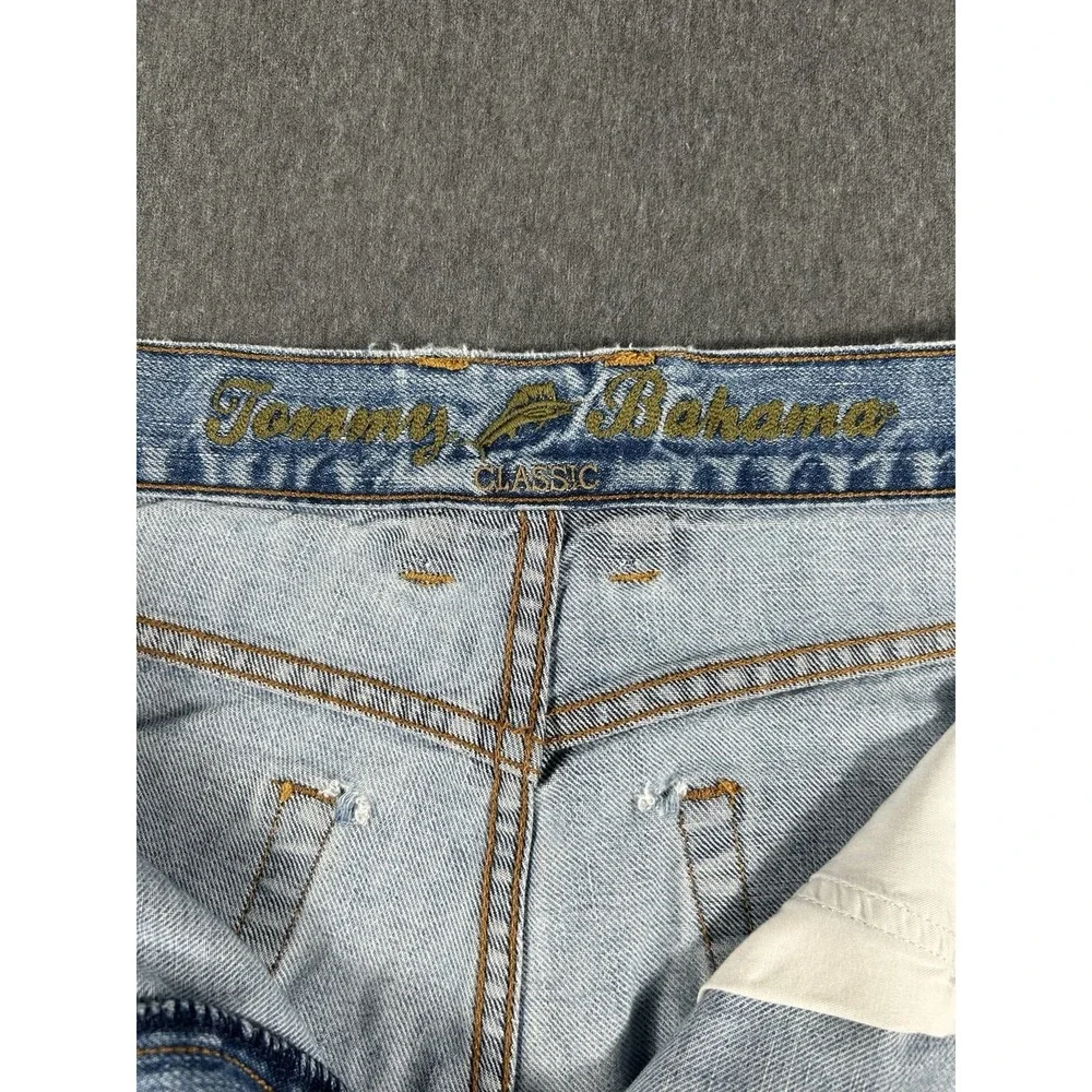 Tommy Bahama Classic Fit Light Wash‎ Denim Jeans 35x32